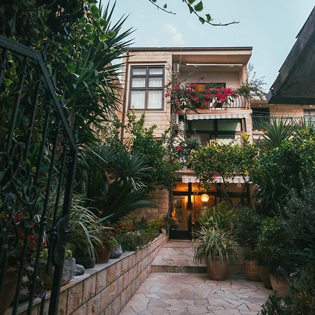 Apartments Bose Макарска Екстериор снимка